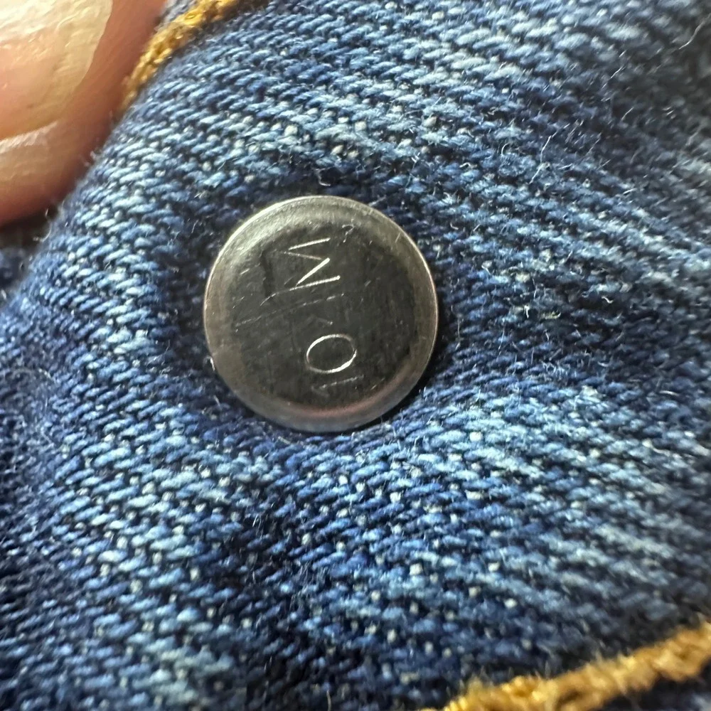 Vintage Levi's 501 Jeans Mens 37x31 Blue Button Fly Straight Leg Denim Pants 90s
